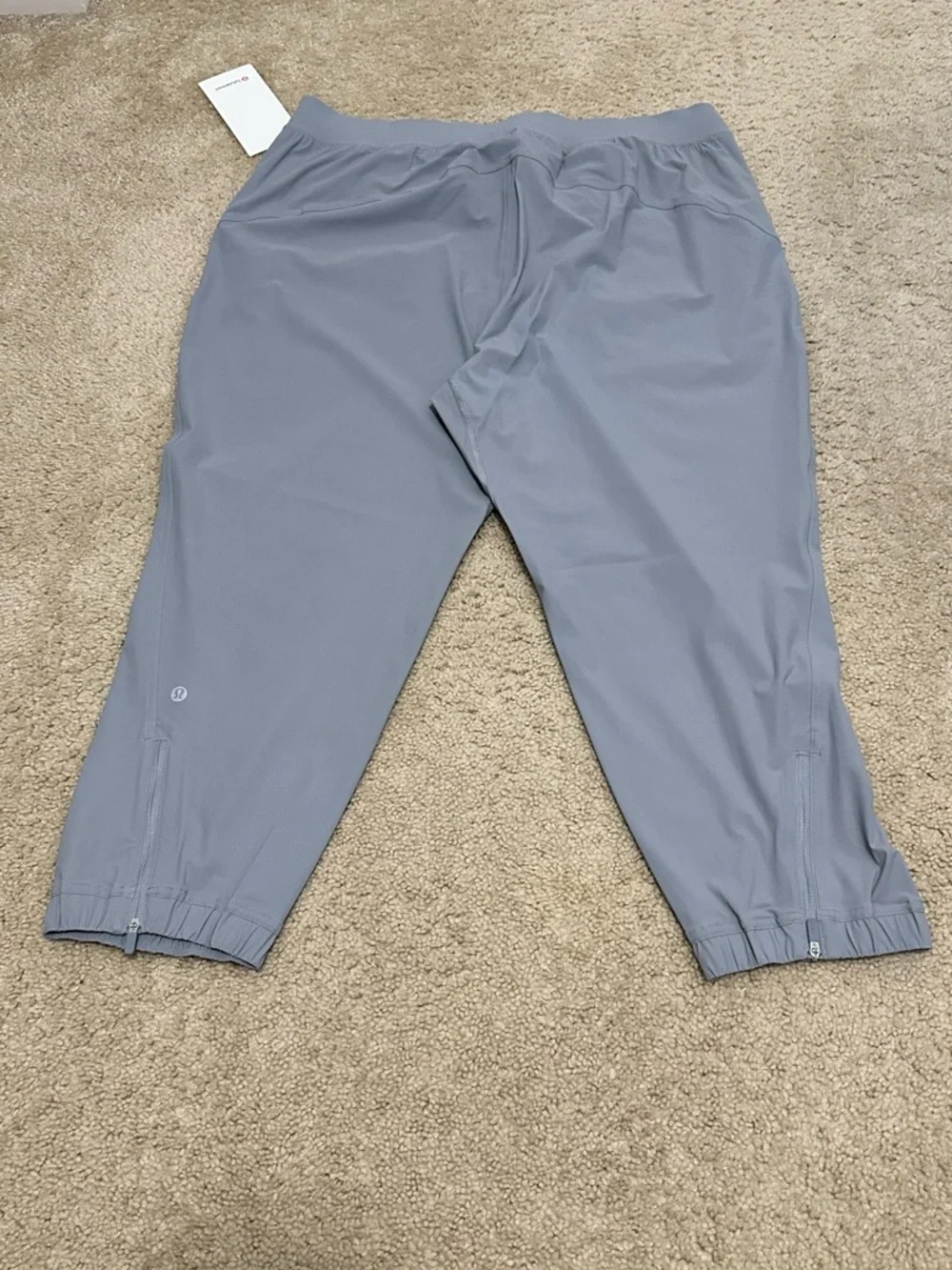 Lululemon Adapted State High-Rise Jogger Crop Pant in Rhino Grey Size 14 NWT - Picture 2 of 9